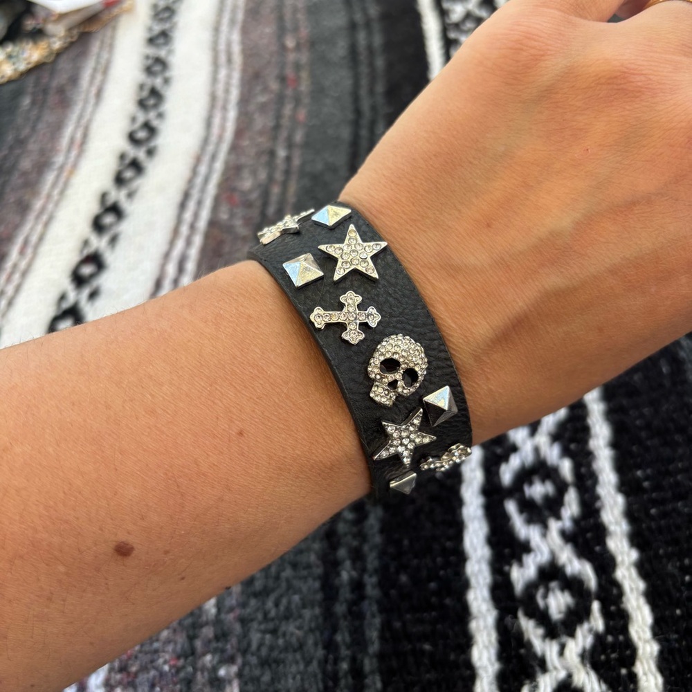 TORRID BLACK FAUX LEATHER ROCKER SKULL BRACELET